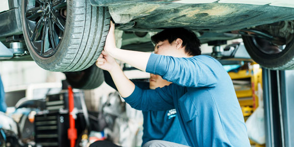 修理・板金塗装から車検・整備まで、万全のワンストップサービス